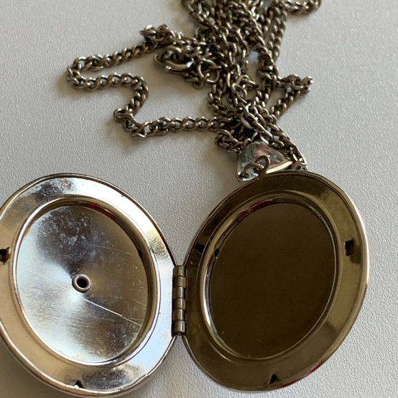 Large long cameo pendant locket. Elegant period piece. - Picture 6 of 6